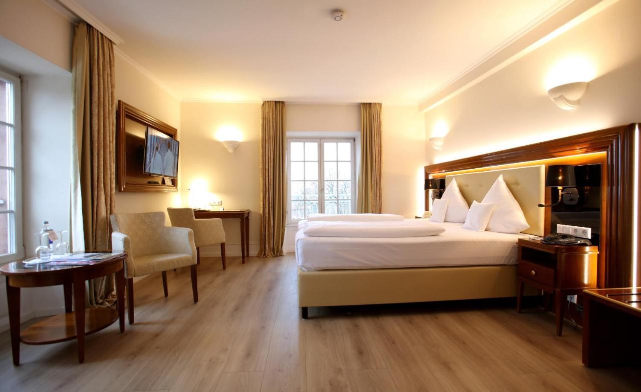 Hotel Schloss إيديسهايم المظهر الخارجي الصورة