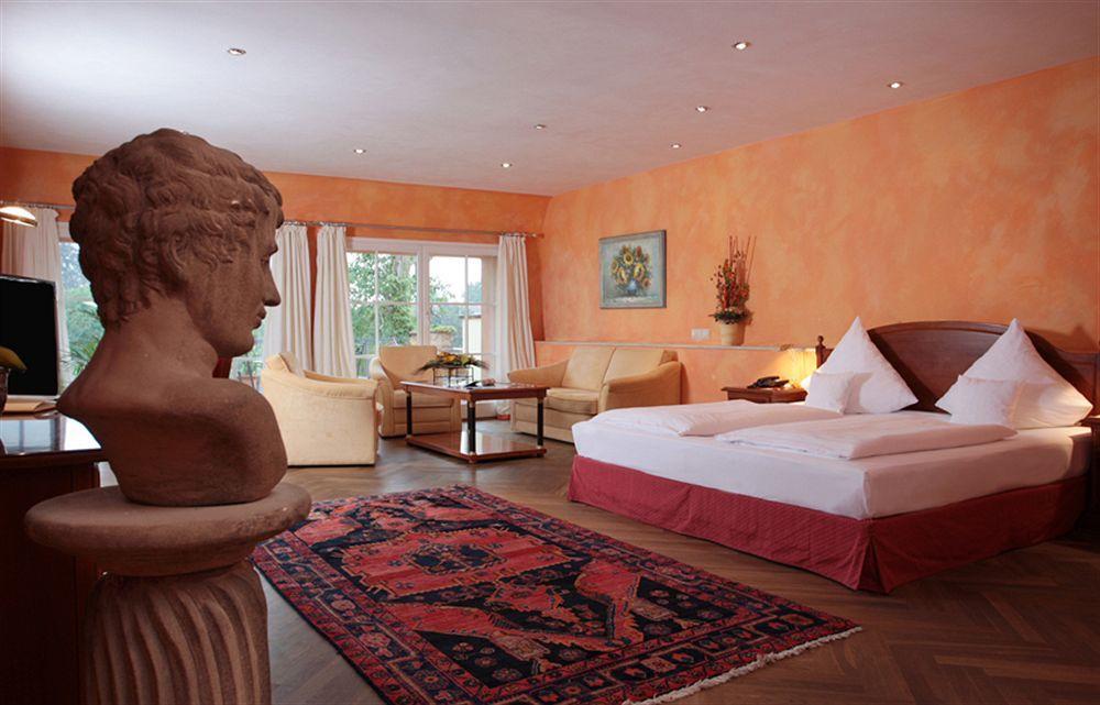 Hotel Schloss إيديسهايم المظهر الخارجي الصورة