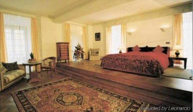 Hotel Schloss إيديسهايم الغرفة الصورة